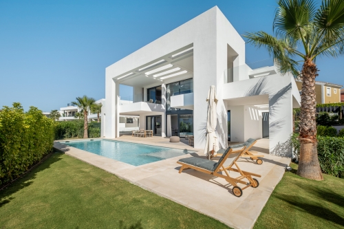 Superbe villa à El Paraiso, Estepona